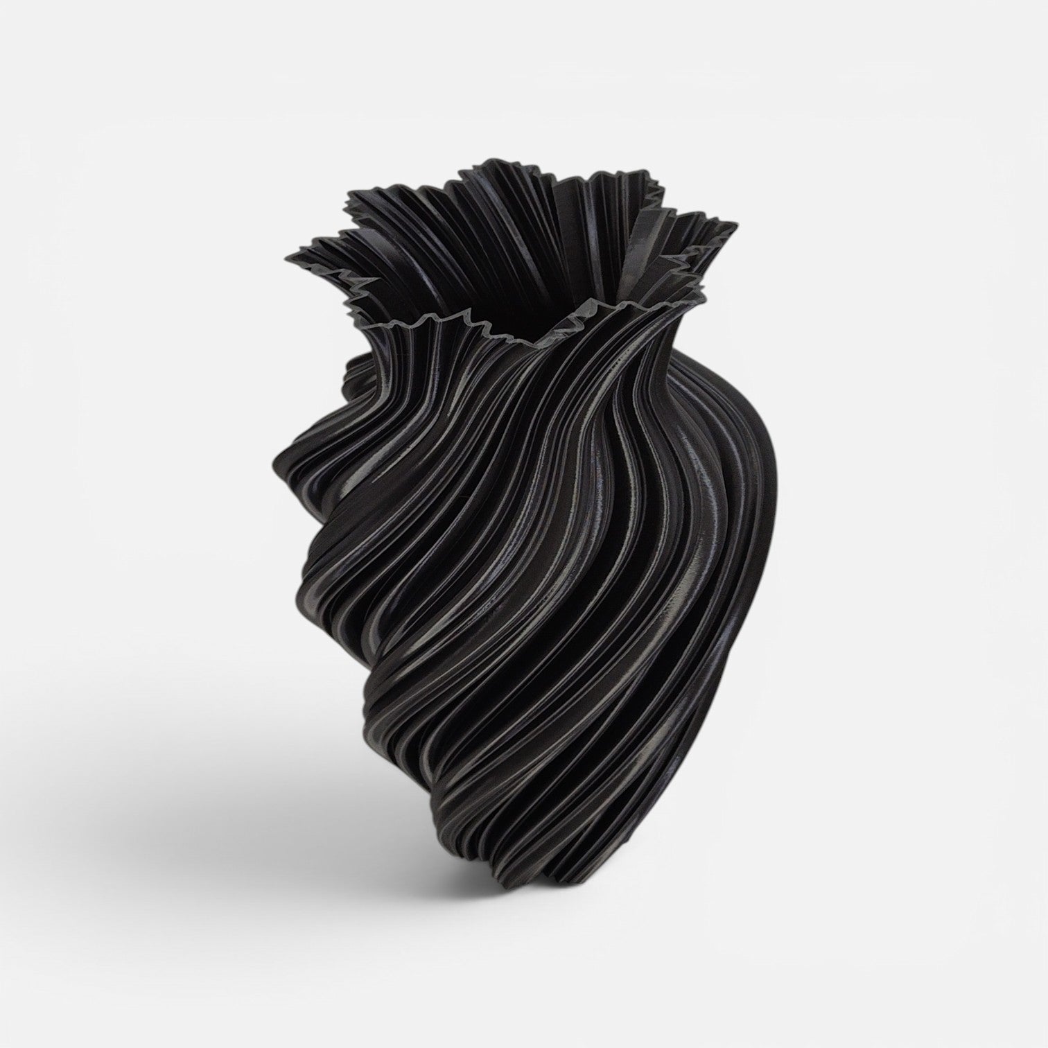 Vaso Vertigo 3D in PLA silk nero – h.24 cm – Made in Italy – Stampa 3D