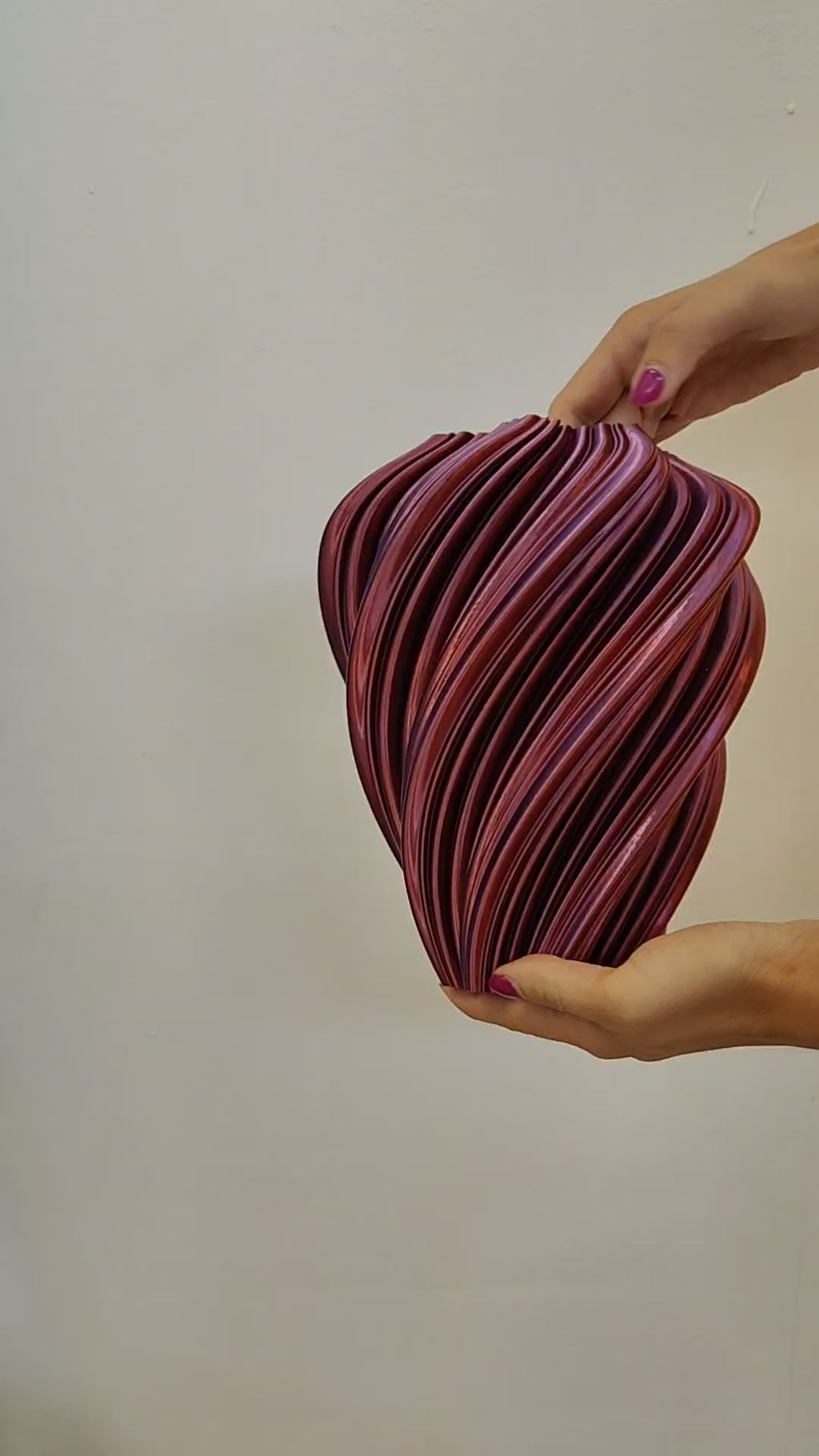 Video del vaso Roma tricolore oro, rosso e viola